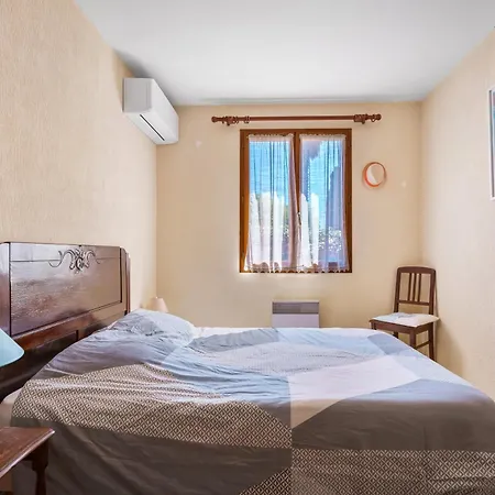 Jolie Maison Proche De La Holiday home *