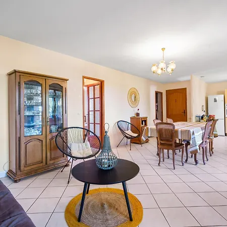 Holiday home Jolie Maison Proche De La La Londe-les-Maures